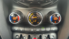 MINI Hatchback 1.5 Cooper Exclusive Premium 3dr Petrol Hatchback